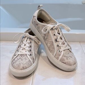 Ann Taylor Textile Snakeskin Pattern Women's Sneakers in size 8